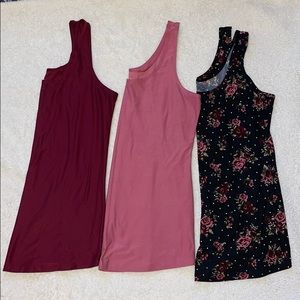 No boundaries, scoop neck tank tops